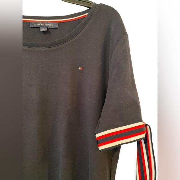 Tommy Hilfiger Navy T-Shirt - Size XL - Picture 4 of 6